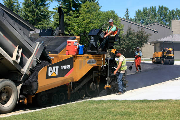 Best Driveway Paving Contractor  in Olivet, MI